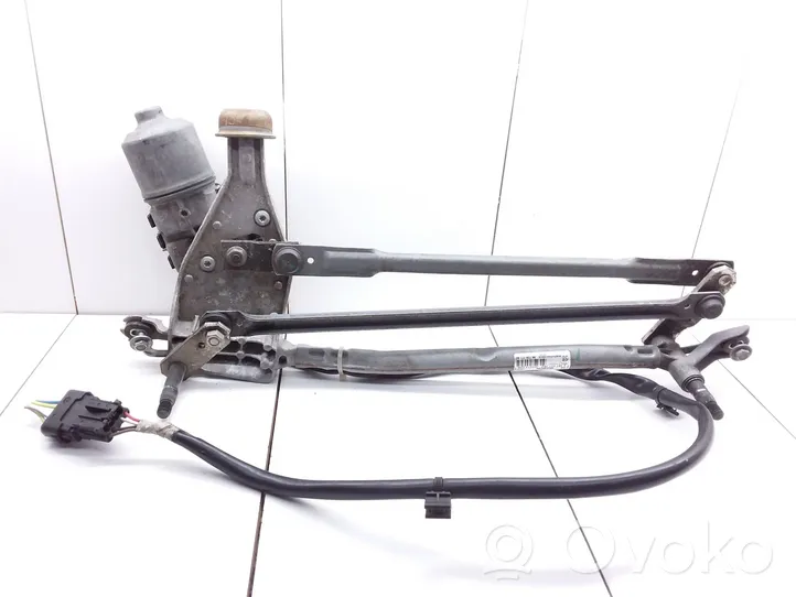 Peugeot 208 Front wiper linkage and motor 9673917180