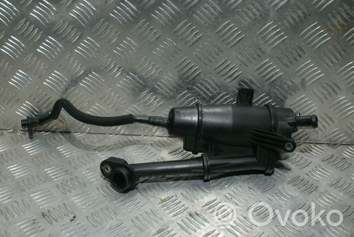 Opel Astra J Separatore dello sfiato dell’olio 55575980