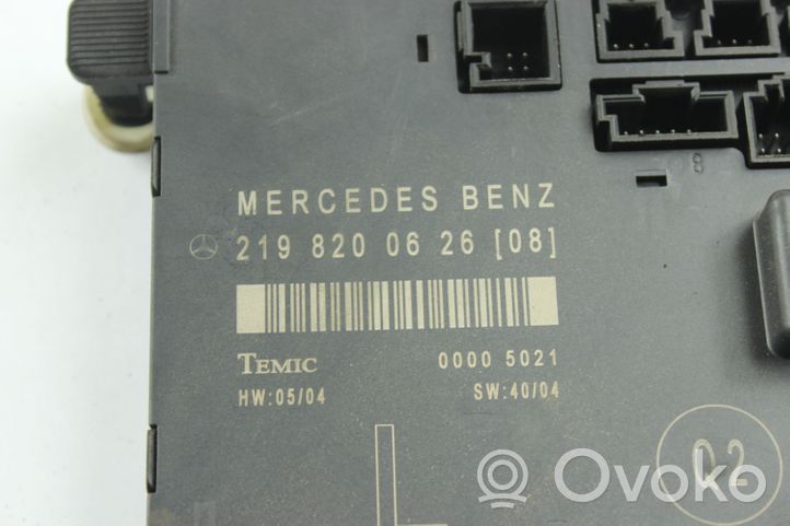 Mercedes-Benz CLS C219 Unité de commande module de porte 2198200626