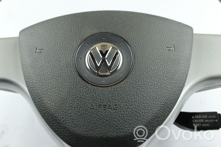 Volkswagen Routan Ohjauspyörä 1LH981DVAB