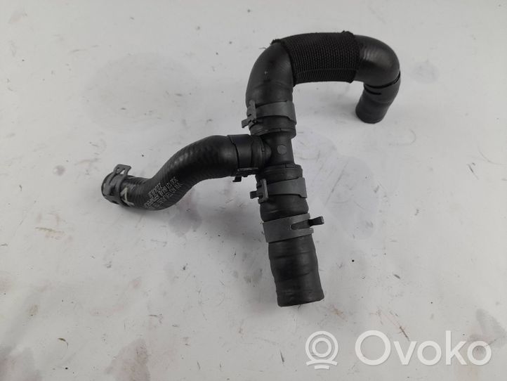 Volkswagen Golf VIII Tubo flessibile del liquido di raffreddamento del motore 3Q0122073AA