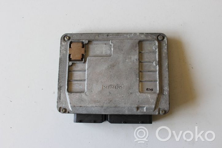 Skoda Fabia Mk1 (6Y) Sterownik / Moduł ECU 03E906033A