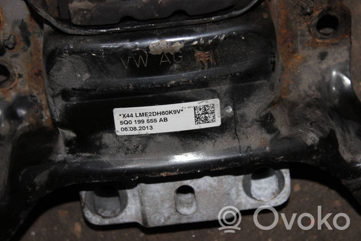 Volkswagen Golf VII Wspornik / Mocowanie silnika 5Q0199555AB
