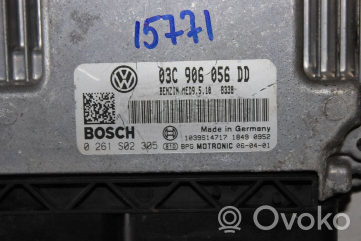 Volkswagen Golf V Moottorin ohjainlaite/moduuli 03C906056DD