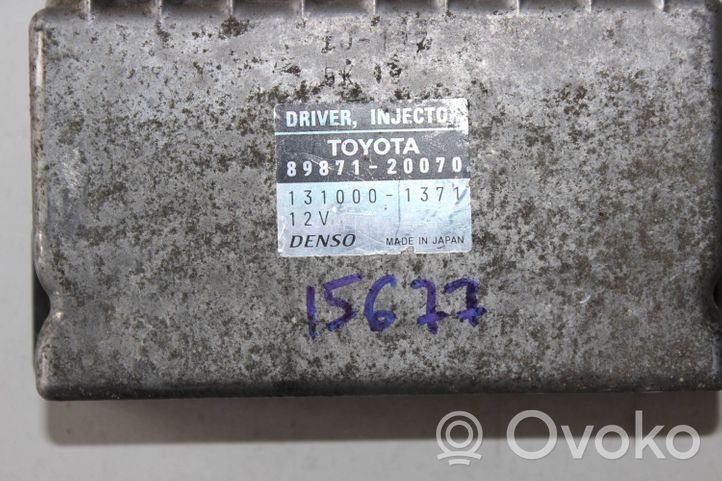 Toyota Avensis T250 Unité / module de commande d'injection de carburant 8987120070