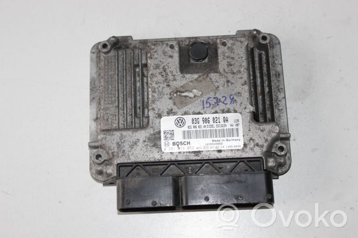 Volkswagen Golf Plus Sterownik / Moduł ECU 03G906021QA