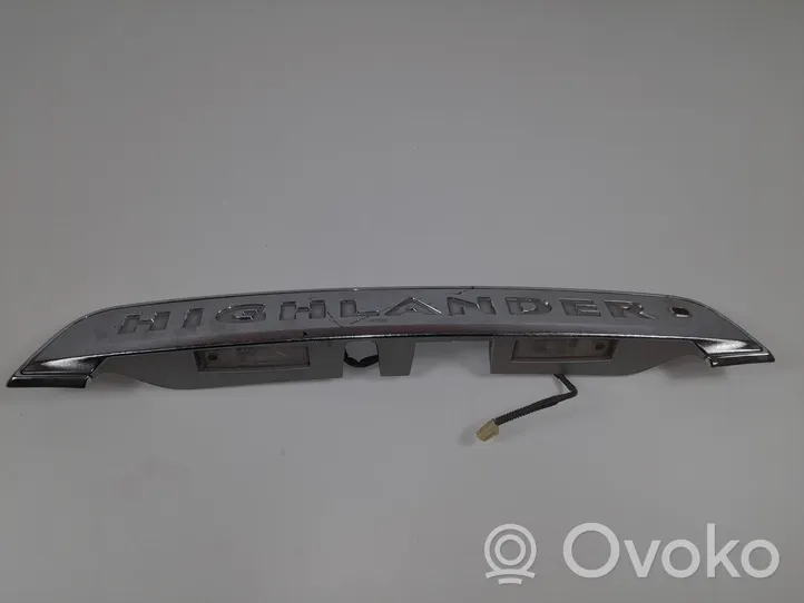 Toyota Avensis T270 Barra luminosa targa del portellone del bagagliaio 76801-48120