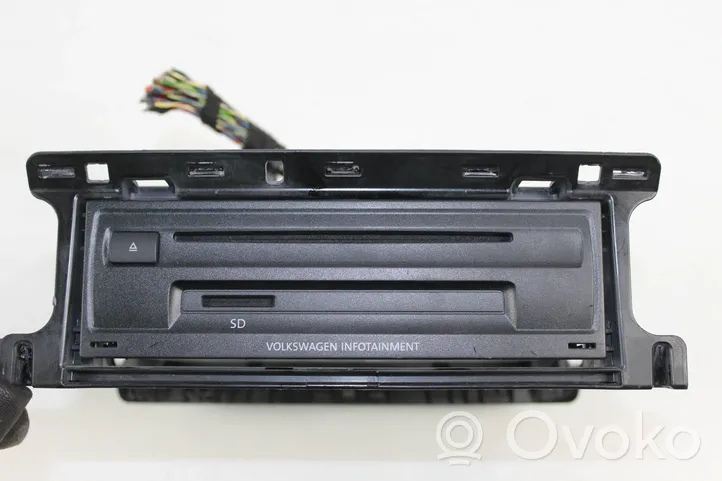 Volkswagen PASSAT B8 Unità principale autoradio/CD/DVD/GPS 3Q0035819