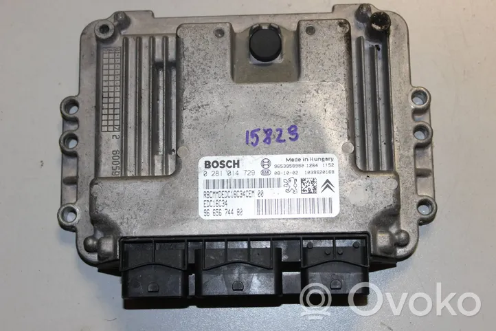 Citroen C4 Grand Picasso Variklio valdymo blokas 9665674480