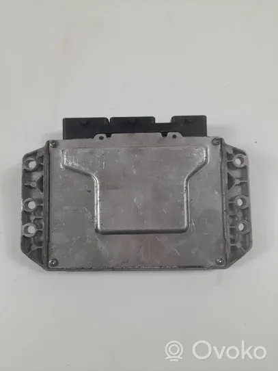 Renault Scenic II -  Grand scenic II Sterownik / Moduł ECU 8200509516