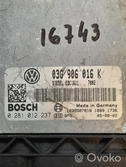 Skoda Octavia Mk2 (1Z) Sterownik / Moduł ECU 03G906016K