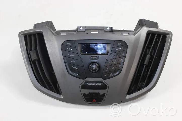 Ford Transit Unité principale radio / CD / DVD / GPS BK3T18D815BE