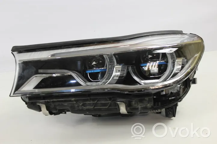 BMW 7 G11 G12 Lampa przednia 7483911