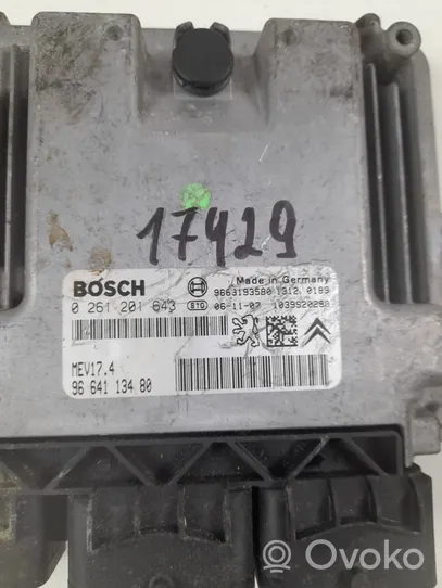 Peugeot 207 Sterownik / Moduł ECU 9664113480