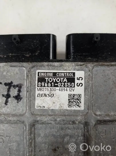 Toyota Auris 150 Sterownik / Moduł ECU 89661-02S50