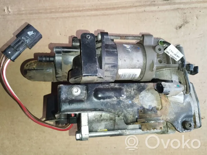 BMW 5 G30 G31 Ilmajousituksen kompressoripumppu 6861882