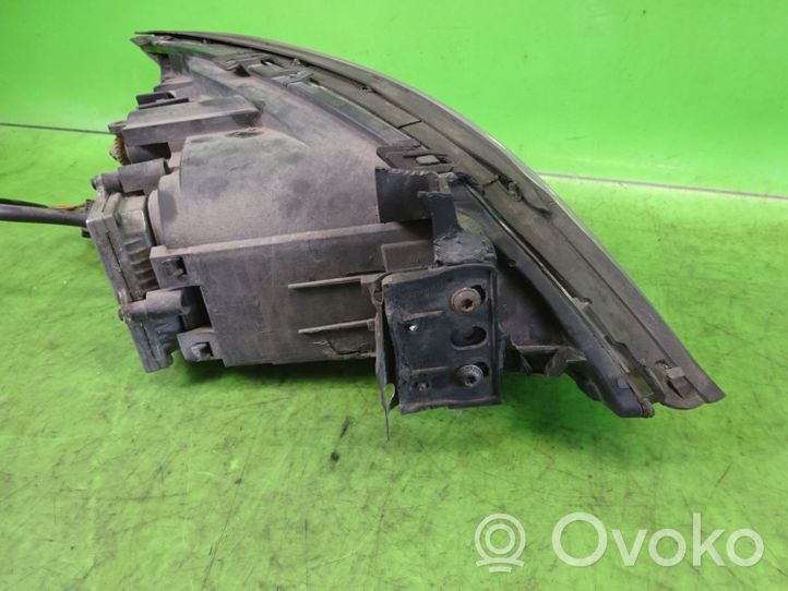 Ford Mondeo Mk III Faro/fanale 0301174271