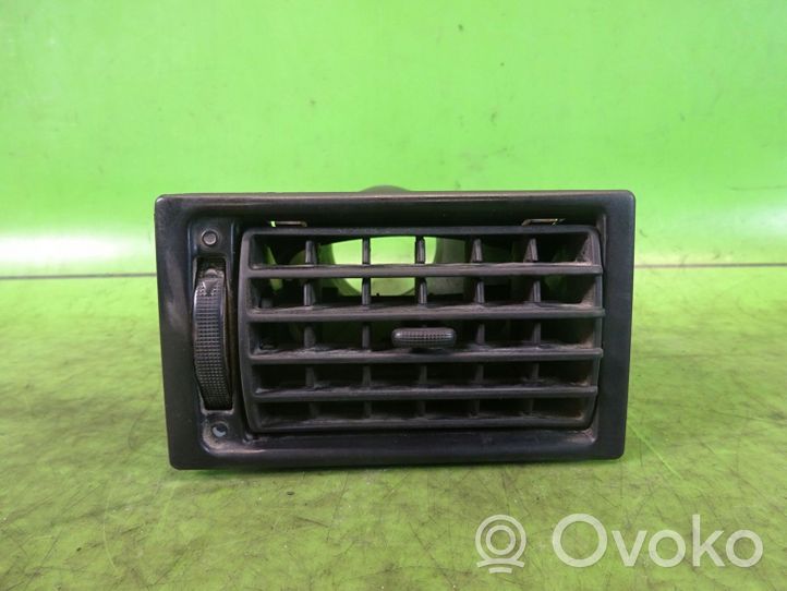 Volkswagen Transporter - Caravelle T4 Moldura protectora de la rejilla de ventilación lateral del panel 701819703