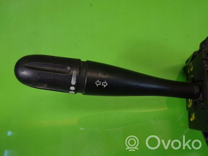 Chrysler Voyager Leva indicatori 4685328 04685835AE