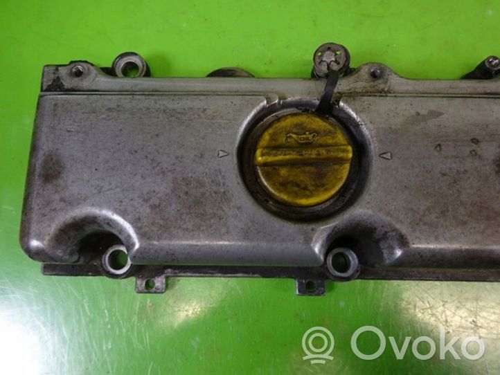 Opel Vectra C Copertura per bilanciere albero a camme 13101754