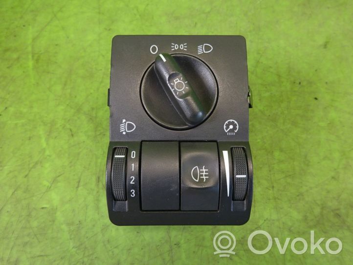 Opel Corsa C Interruptor de luz 9116612
