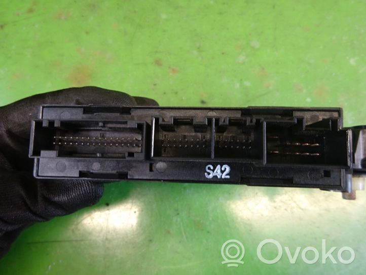 Audi A8 S8 D3 4E Alzacristalli della portiera anteriore con motorino 4E1959802