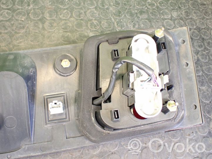 Volvo S40 Listwa pod lampę tylną 285800