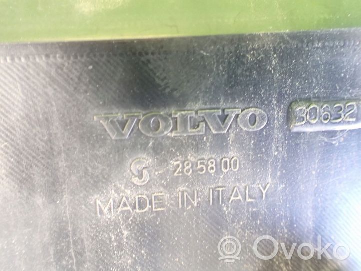 Volvo S40 Rivestimento modanatura del faro posteriore 285800