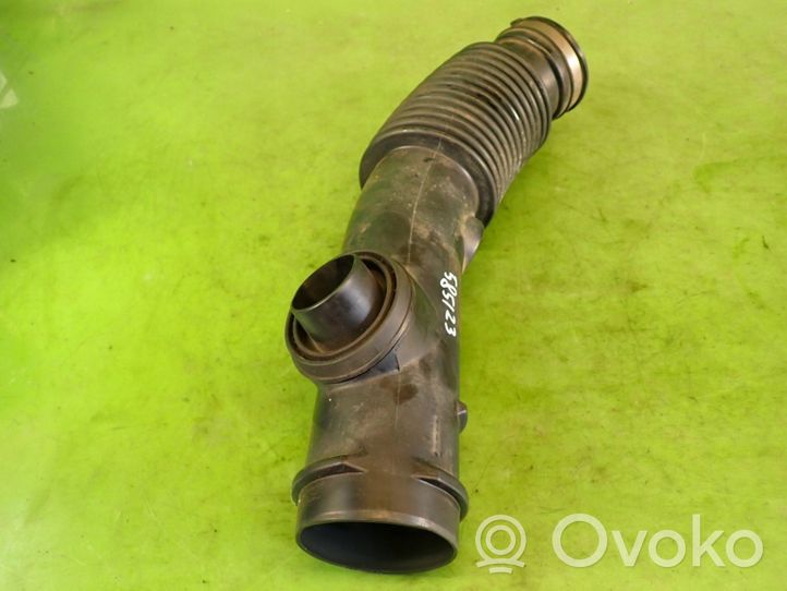 Chevrolet Blazer Air intake hose/pipe 15181115