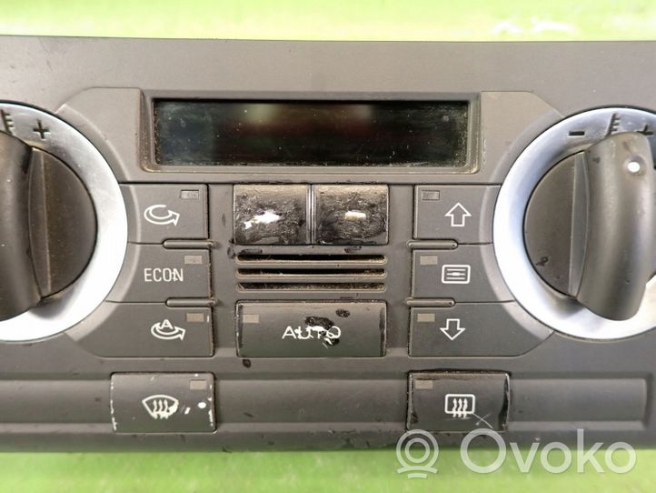 Audi A3 S3 8P Console centrale, commande chauffage/clim 8P0820043