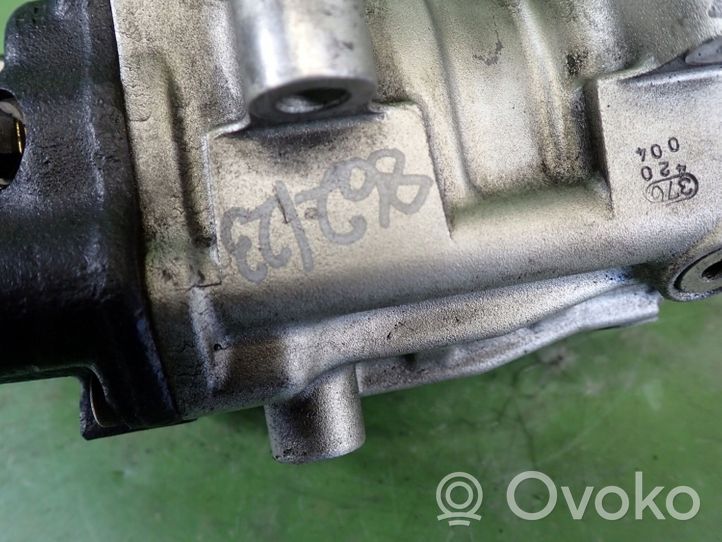 Opel Signum Pompa wtryskowa wysokiego ciśnienia 