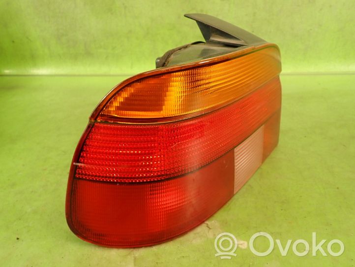 BMW 5 E39 Lampa tylna 8358031