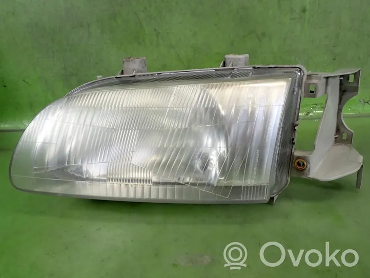 Honda Shuttle Lampa przednia 