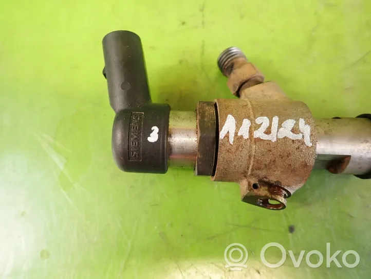 Ford Fiesta Injecteur de carburant 9645988580