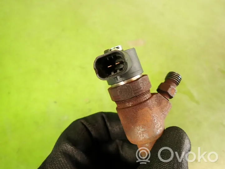 Fiat Fiorino Injecteur de carburant 0445110183