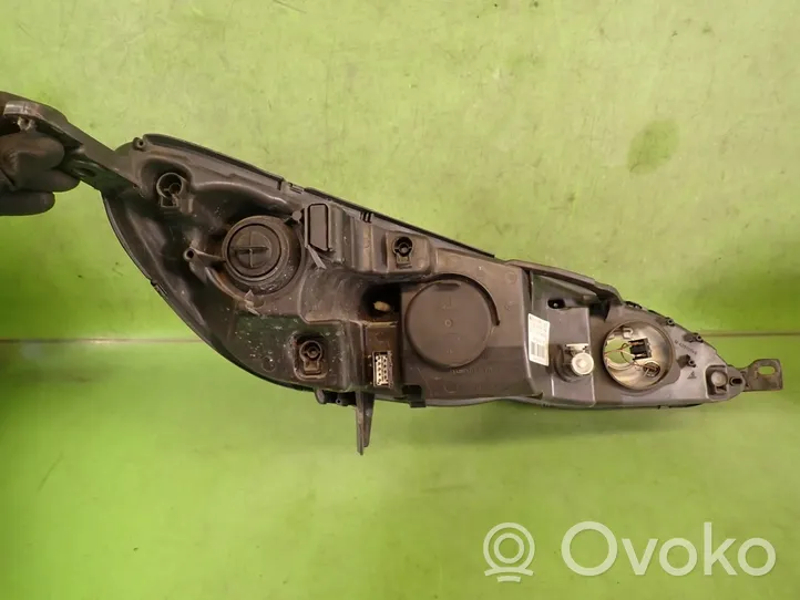 Peugeot 407 Headlight/headlamp 0301213201