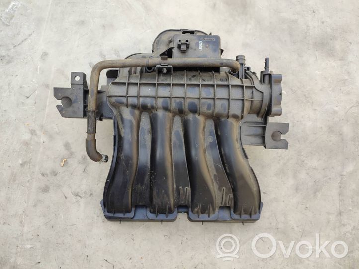 Renault Megane III Intake manifold CZ00A