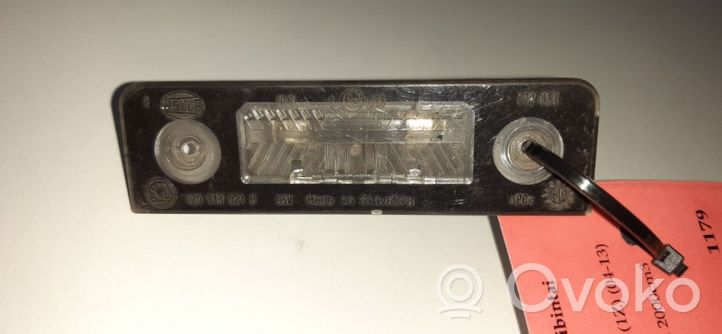 Skoda Octavia Mk2 (1Z) Lampa oświetlenia tylnej tablicy rejestracyjnej 1Z0943021B