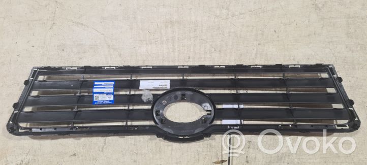 Toyota Avensis T250 Griglia superiore del radiatore paraurti anteriore TY07323GAN