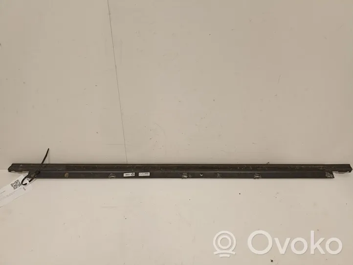 Audi A6 S6 C6 4F Moulures des vitres de la porte arrière 4F0853969L