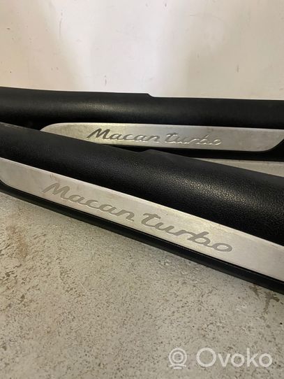 Porsche Macan Rivestimento sottoporta/minigonna laterale 95B8634841E