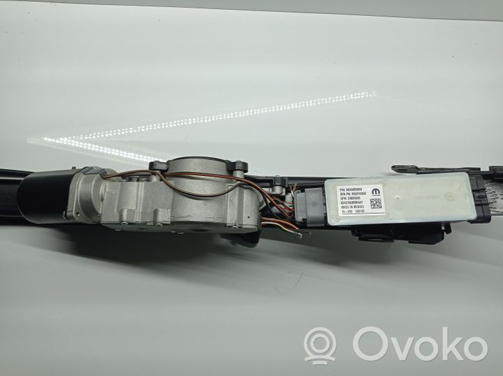 Chrysler Pacifica Liukuoven lukitsimen moottori 68368918D