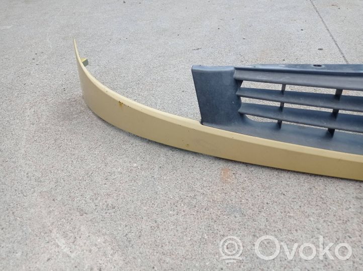 Renault Kangoo I Front bumper upper radiator grill 