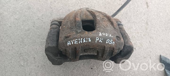 Toyota Avensis T220 Front brake caliper 