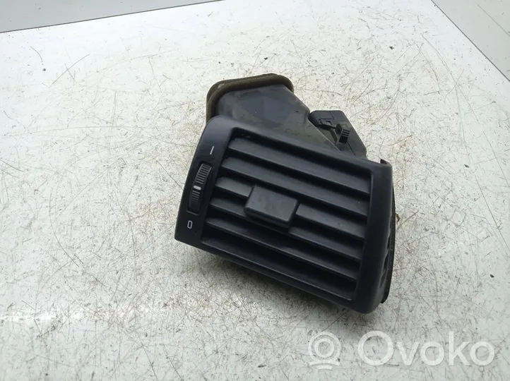 BMW 3 E46 Rejilla de ventilación central del panel 8361898