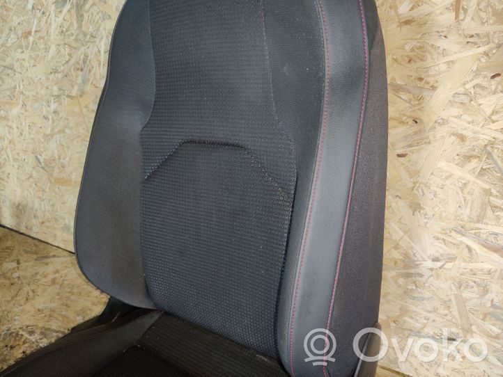 Seat Leon (5F) Asiento delantero del pasajero 5Q4881106A