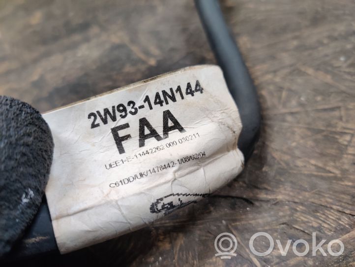 Jaguar XJ X350 Câble de batterie positif 2W9314N144FAA