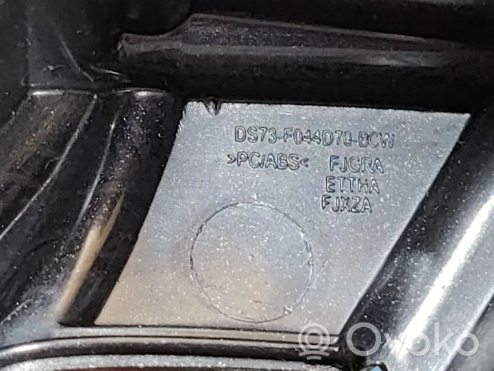 Ford Fusion II Prietaisų skydelio apdaila DS73F044D70BCW
