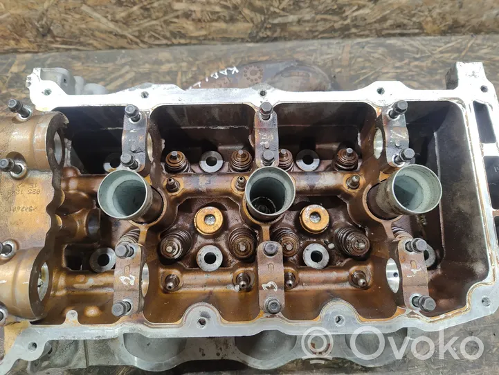 Cadillac SRX Culata del motor 12581596