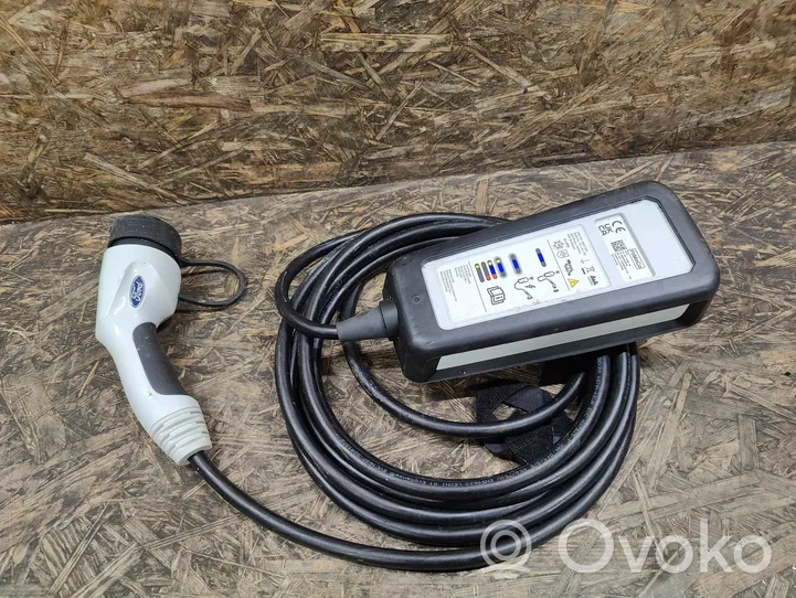 Ford Mustang VI Kabel do ładowania samochodu elektrycznego LJ9810F868BK